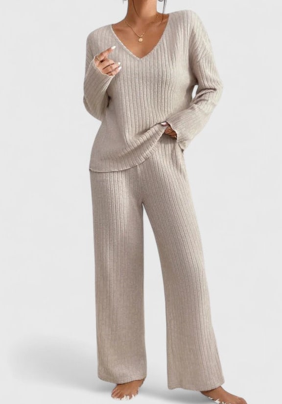 Moira Women's Ribbed Lounge Set