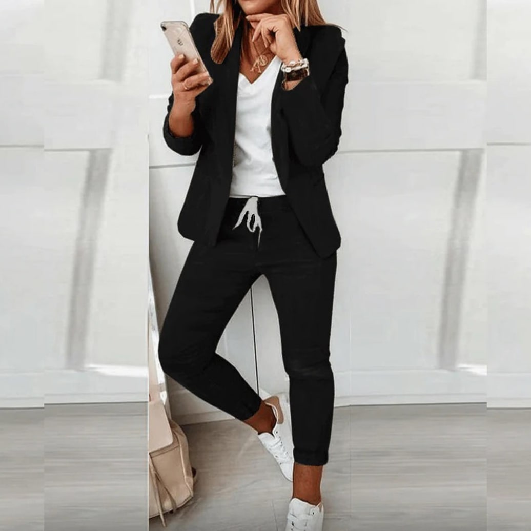 Naomi Women's Blazer & Jogger Set