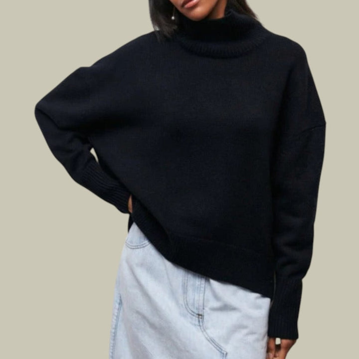 Nina Women's loose roll-neck jumper