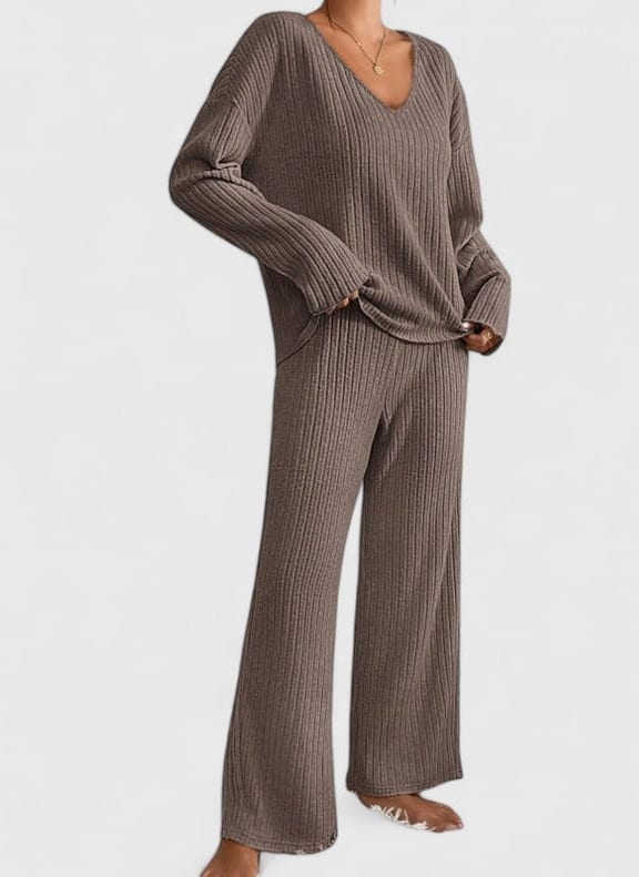 Moira Women's Ribbed Lounge Set